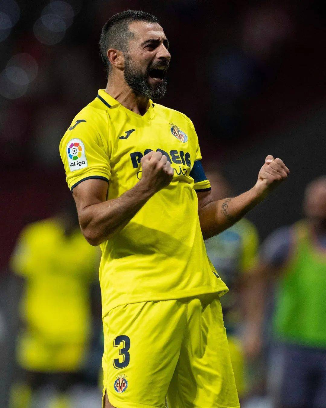 开云娱乐网站 -关于夏洛特黄蜂内部会议纪要流出：赛后防线松动，西甲使命明确，团队化学反应显著的信息