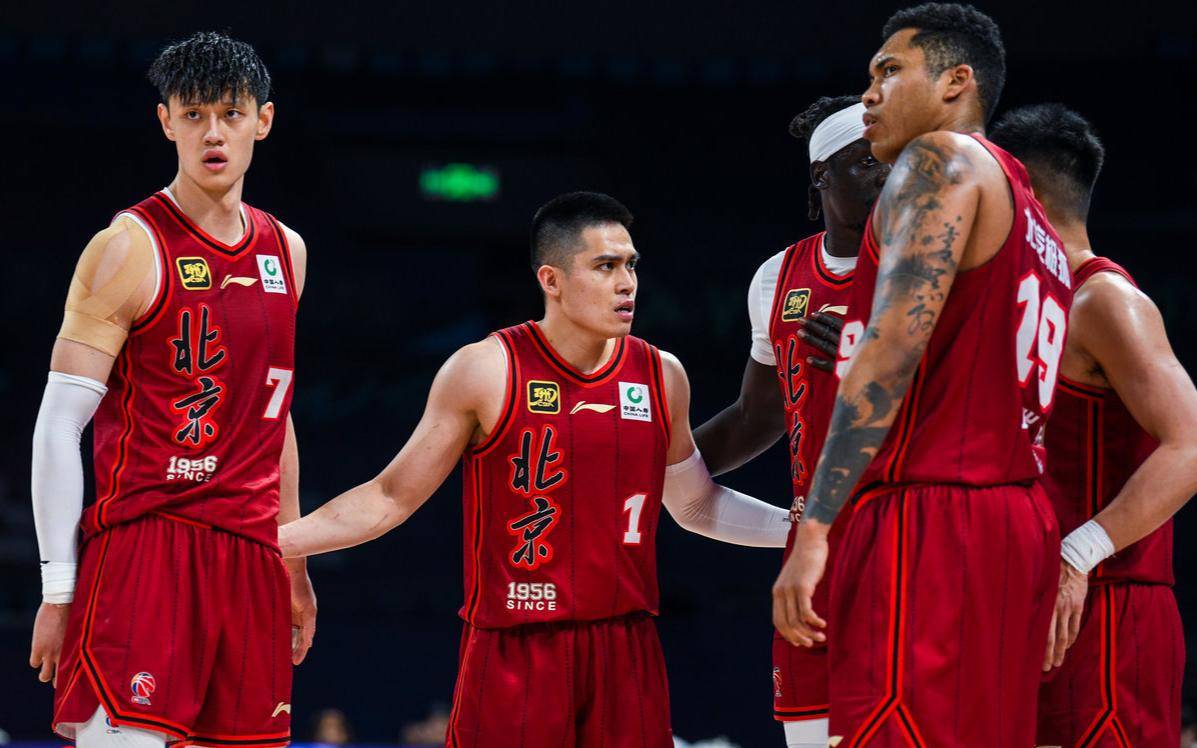 开云电竞 -埃因霍温青年队vs芬洛