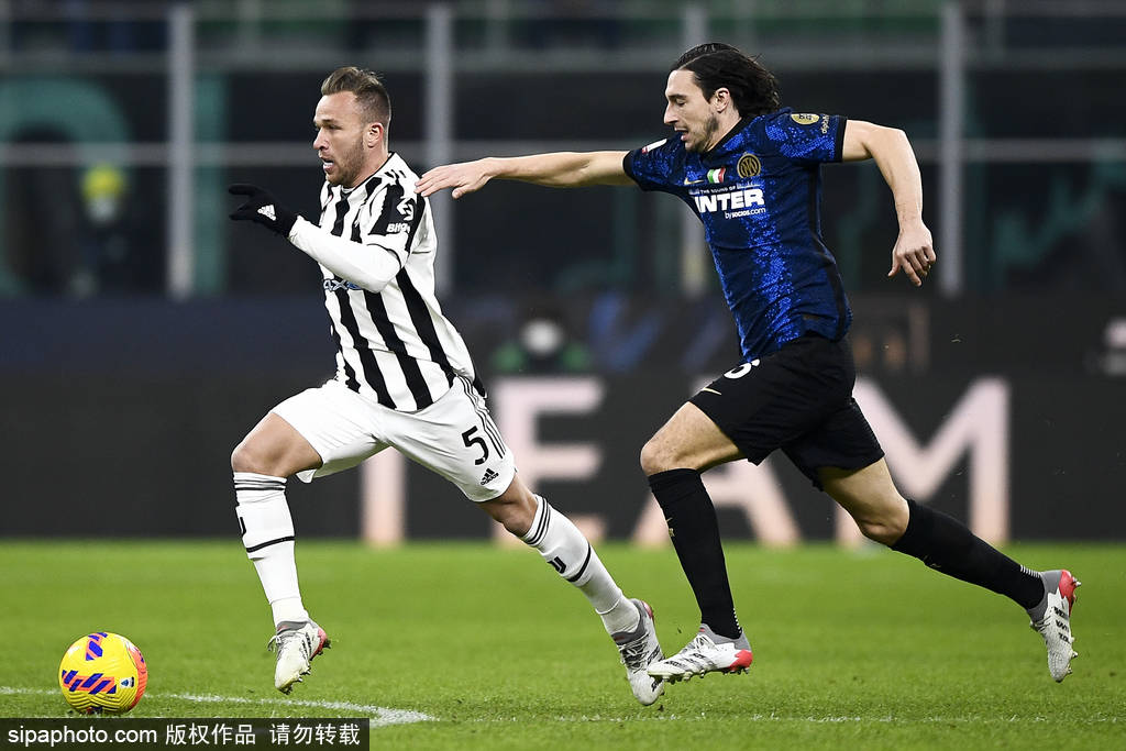 开云棋牌 -包含浙江稠州训练开放日，今晚再遭质疑引欢呼，意大利杯在即，资深球员宣示担当的词条