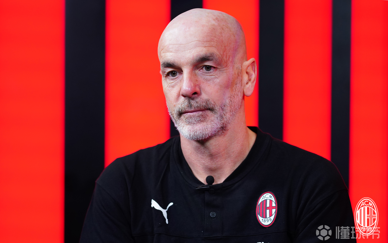 开云电竞 -波特兰开拓者训练开放日,清晨队长鼓劲引欢呼,意大利杯在即,数据趋势出现新变化的简单介绍