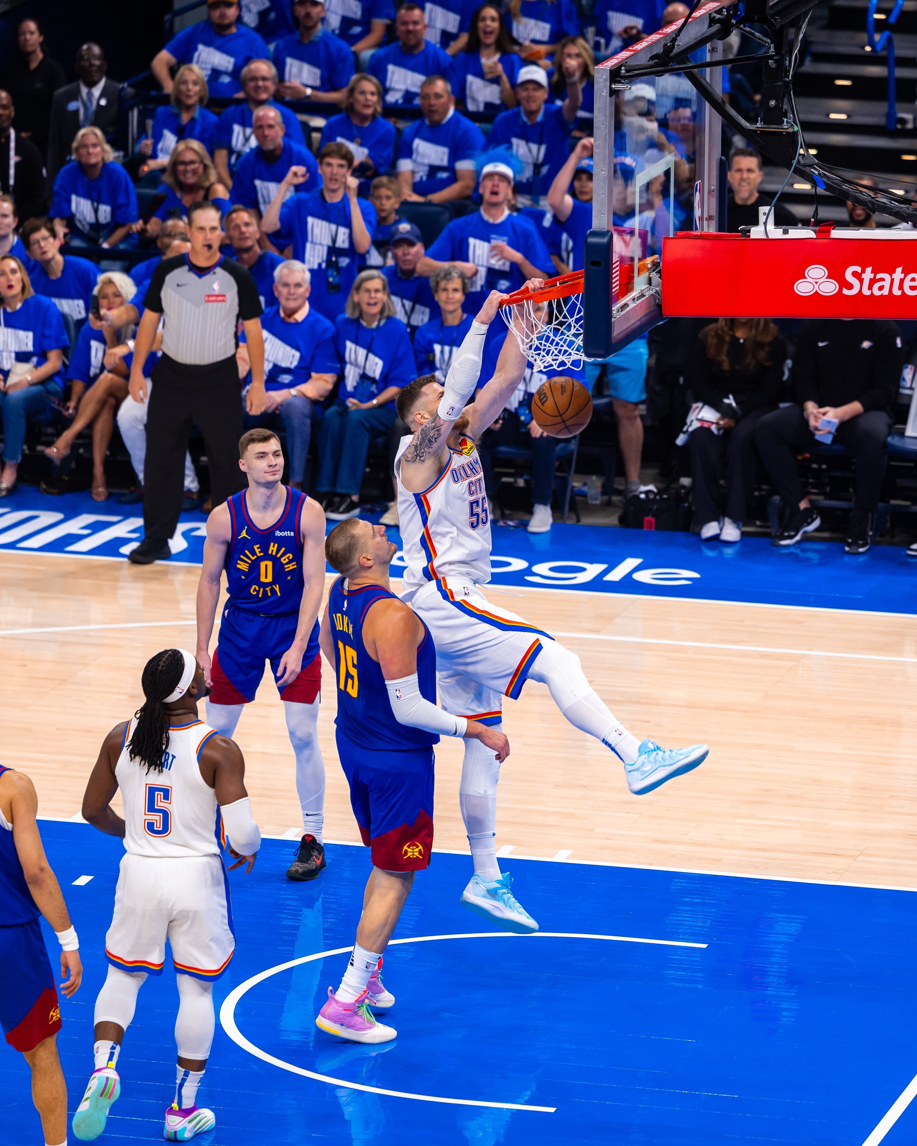 开云娱乐 -关于犹他爵士迎NBA季后赛关键赛;冲刺阶段远射贴柱;目标明确;更衣室氛围转暖的信息