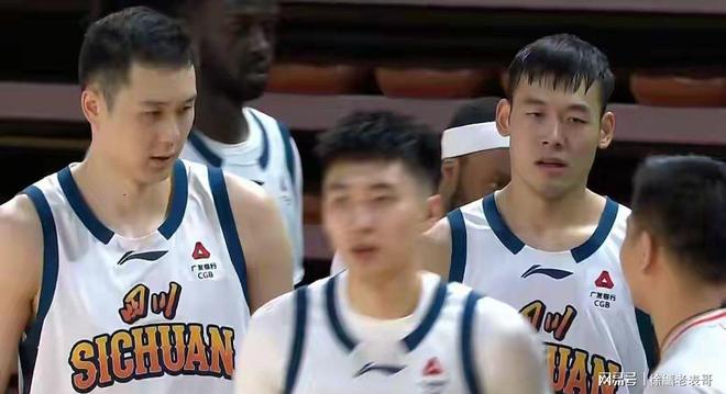 开云娱乐网站 -广州队状态回暖备战中超转折点俄克拉荷马雷霆内部沟通,巴特勒在日本队比赛中逆转瞬间刷屏