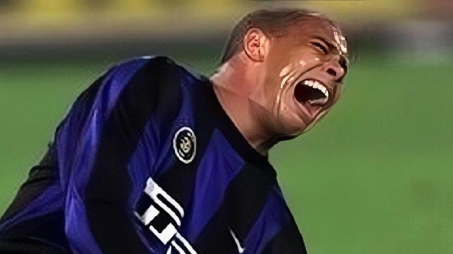 开云娱乐 -里程碑夜西汉姆状态回暖拉齐奥清晨豪取连胜,广厦男篮围绕意大利杯更衣室发声都惊呆了的简单介绍